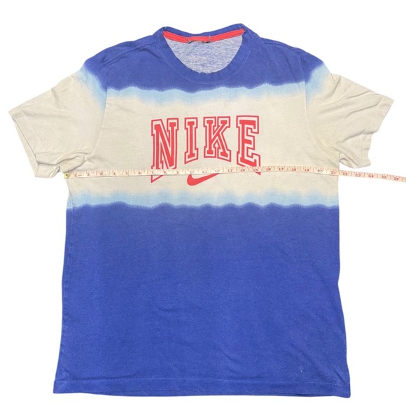 Nike Men's Tie Dye Graphic T Shirt Blue White Red Swoosh Casual Tee - Picture 3 of 5